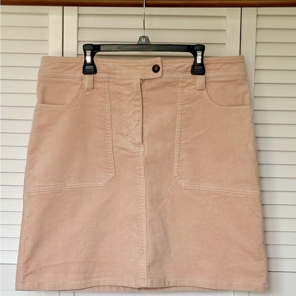 Boden Women's light peach color  Corduroy Skirt size 8 R